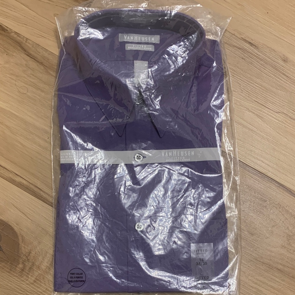 Van Heusen Men's Deep Purple Dress Shirt, 16 34/35 poplin, NWT